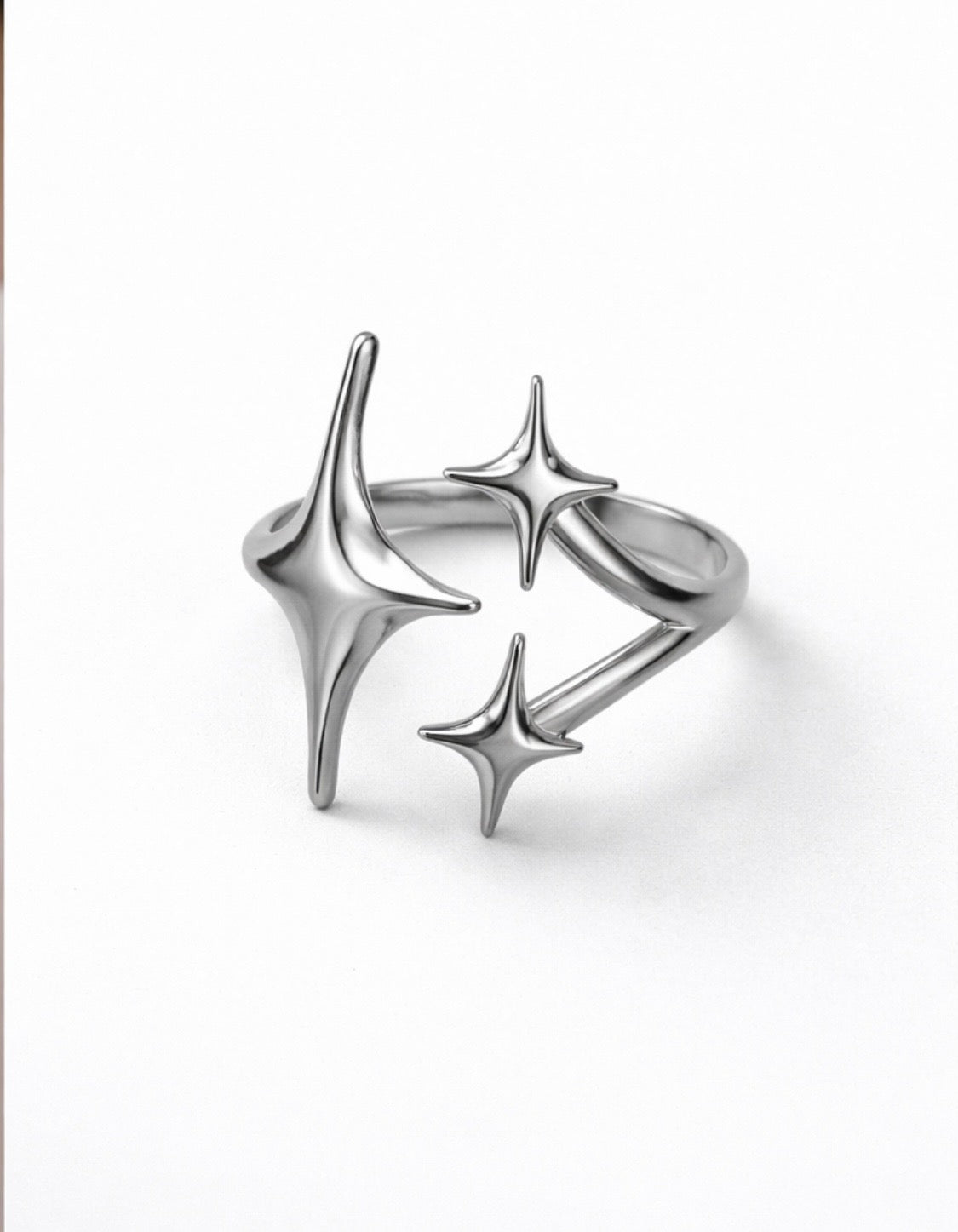 Waterproof Tarnish-Proof Starburst Ring – Gold Ion Plated Stainless Steel