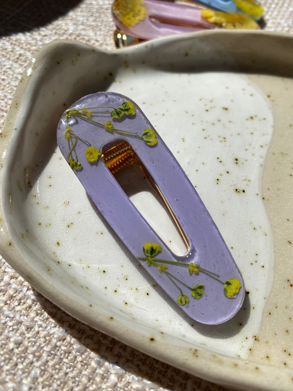 Resin Flower Hair Clip