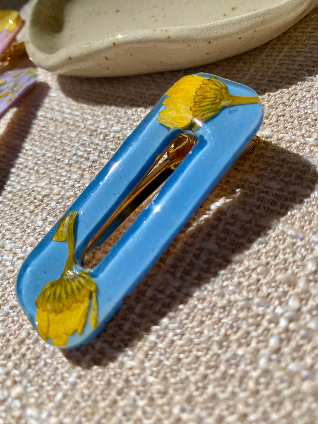 Resin Flower Hair Clip