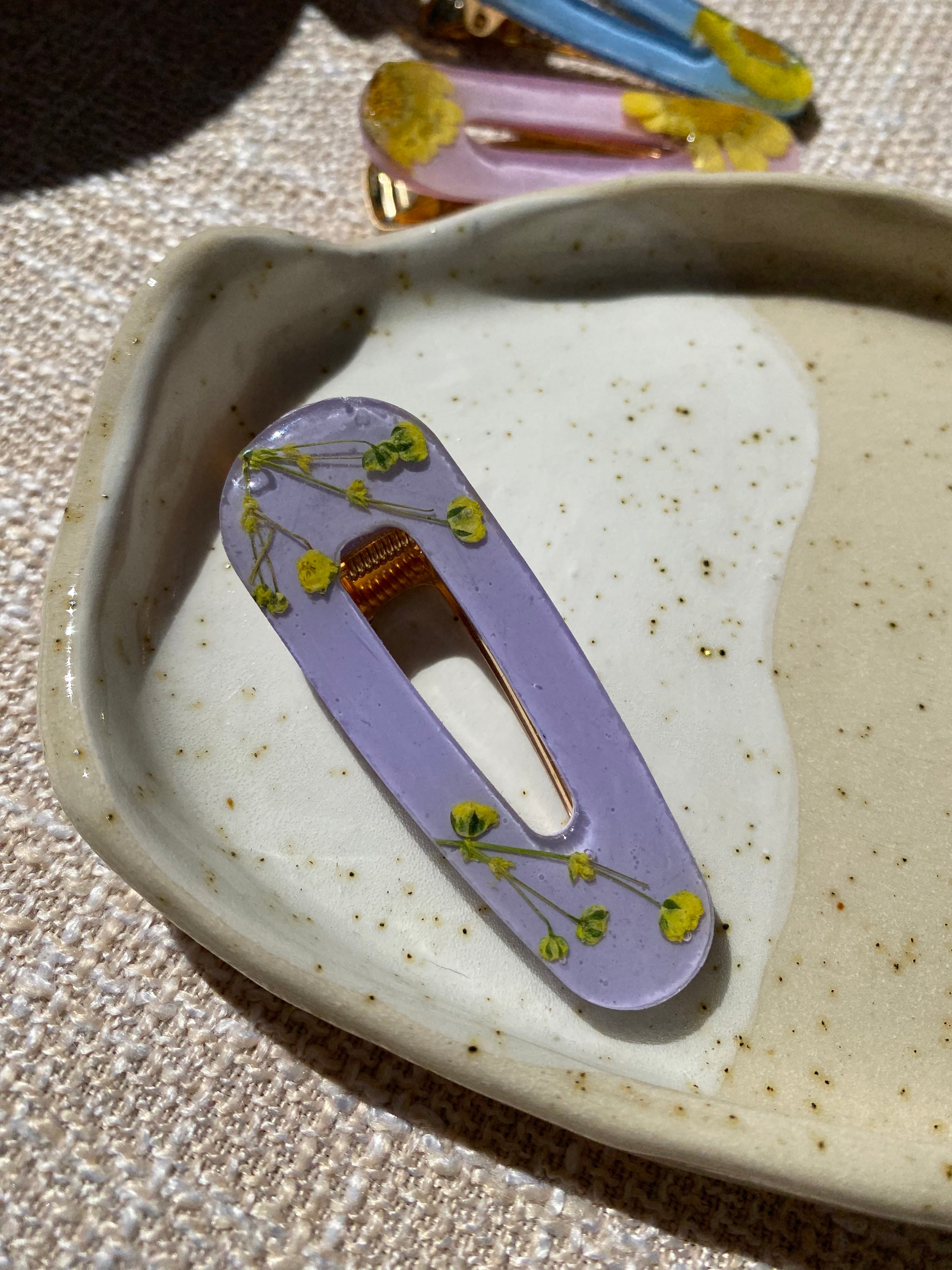 Resin Flower Hair Clip