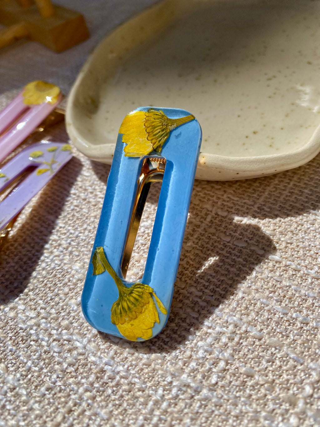 Resin Flower Hair Clip