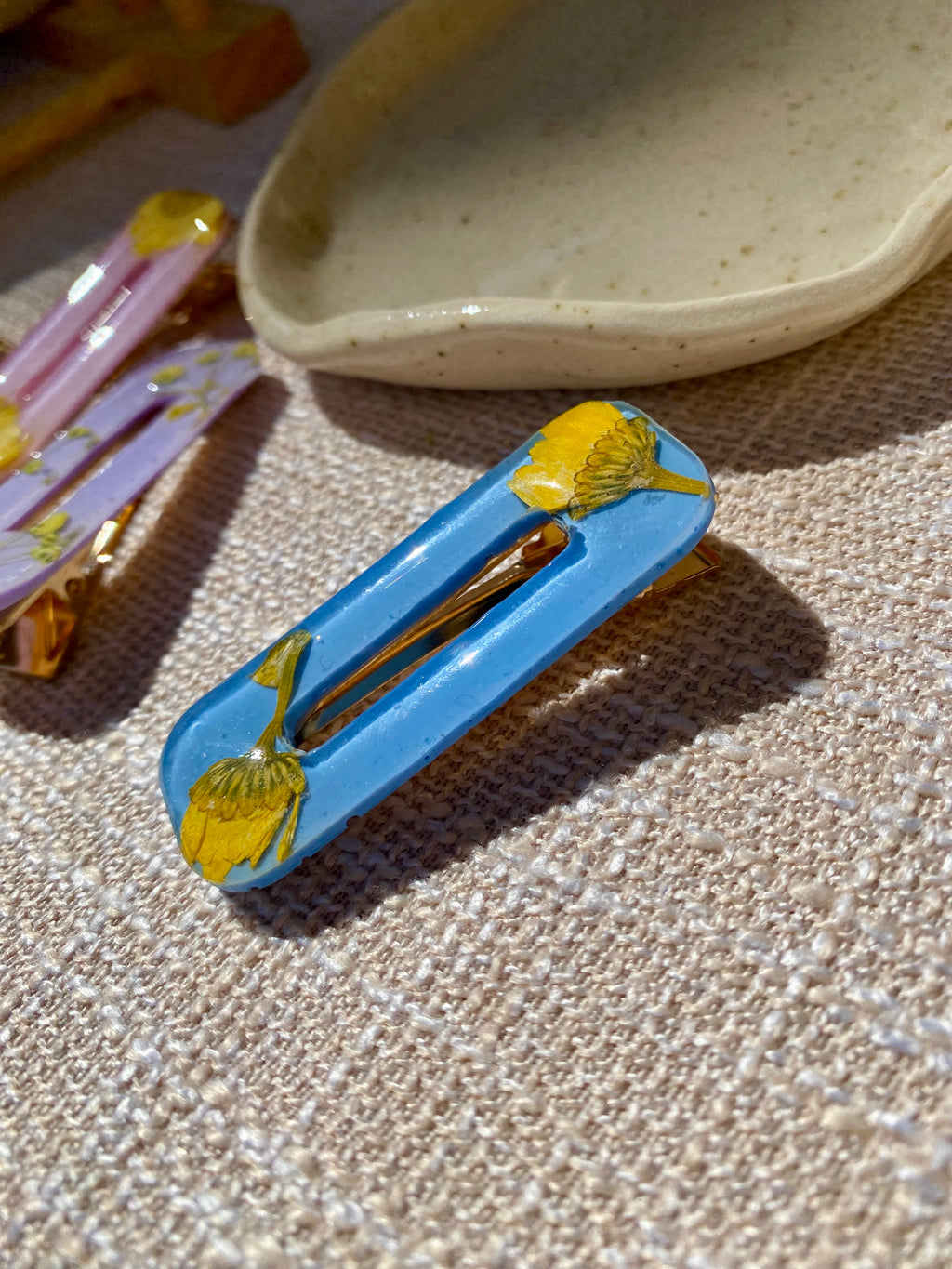 Resin Flower Hair Clip