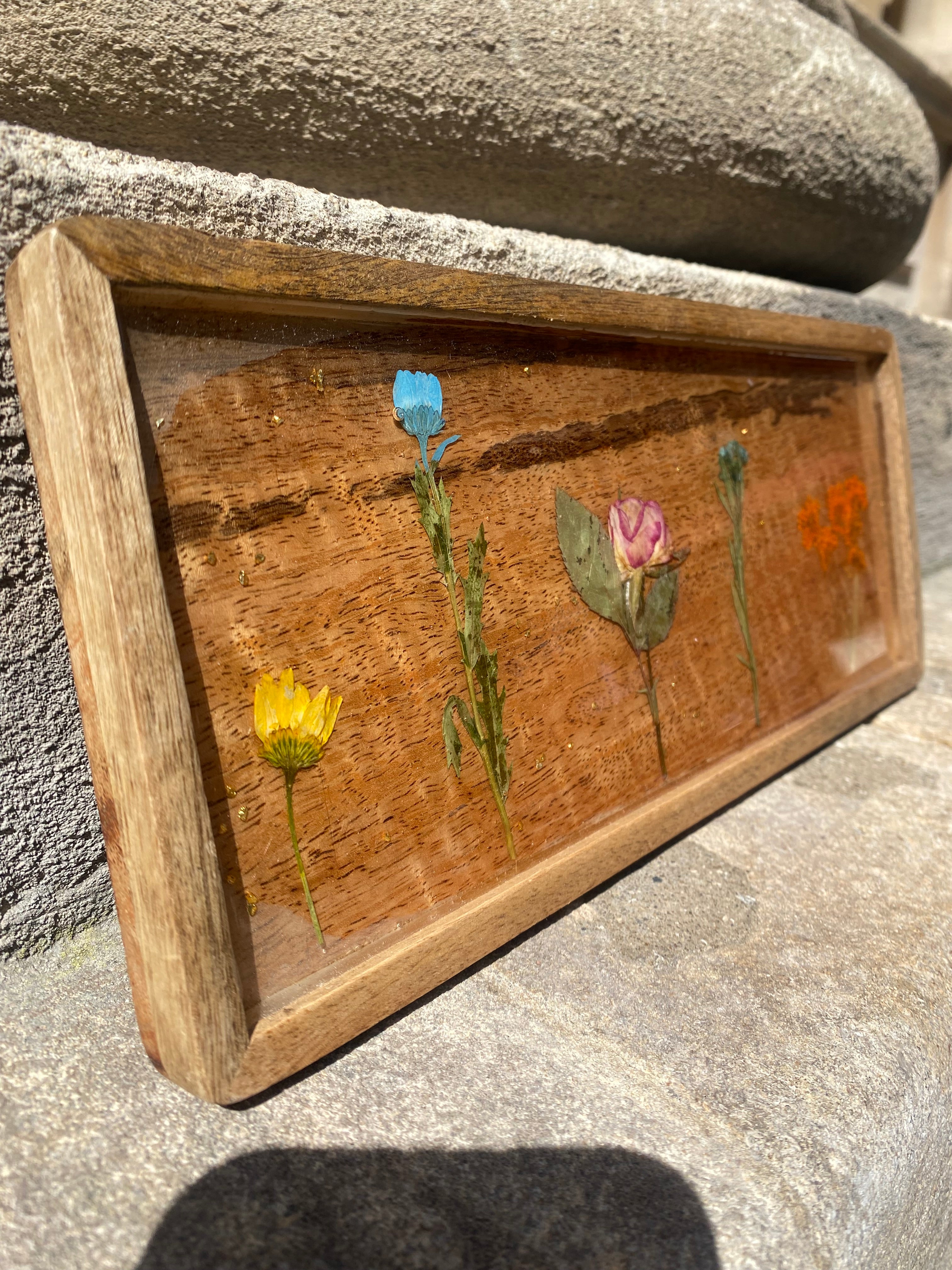 Pressed Flowers & Resin Mango Wood Decorative Tray
