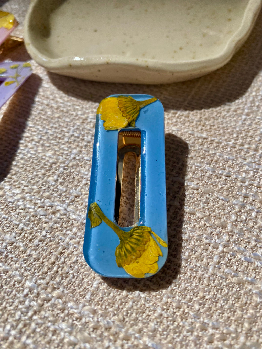 Resin Flower Hair Clip