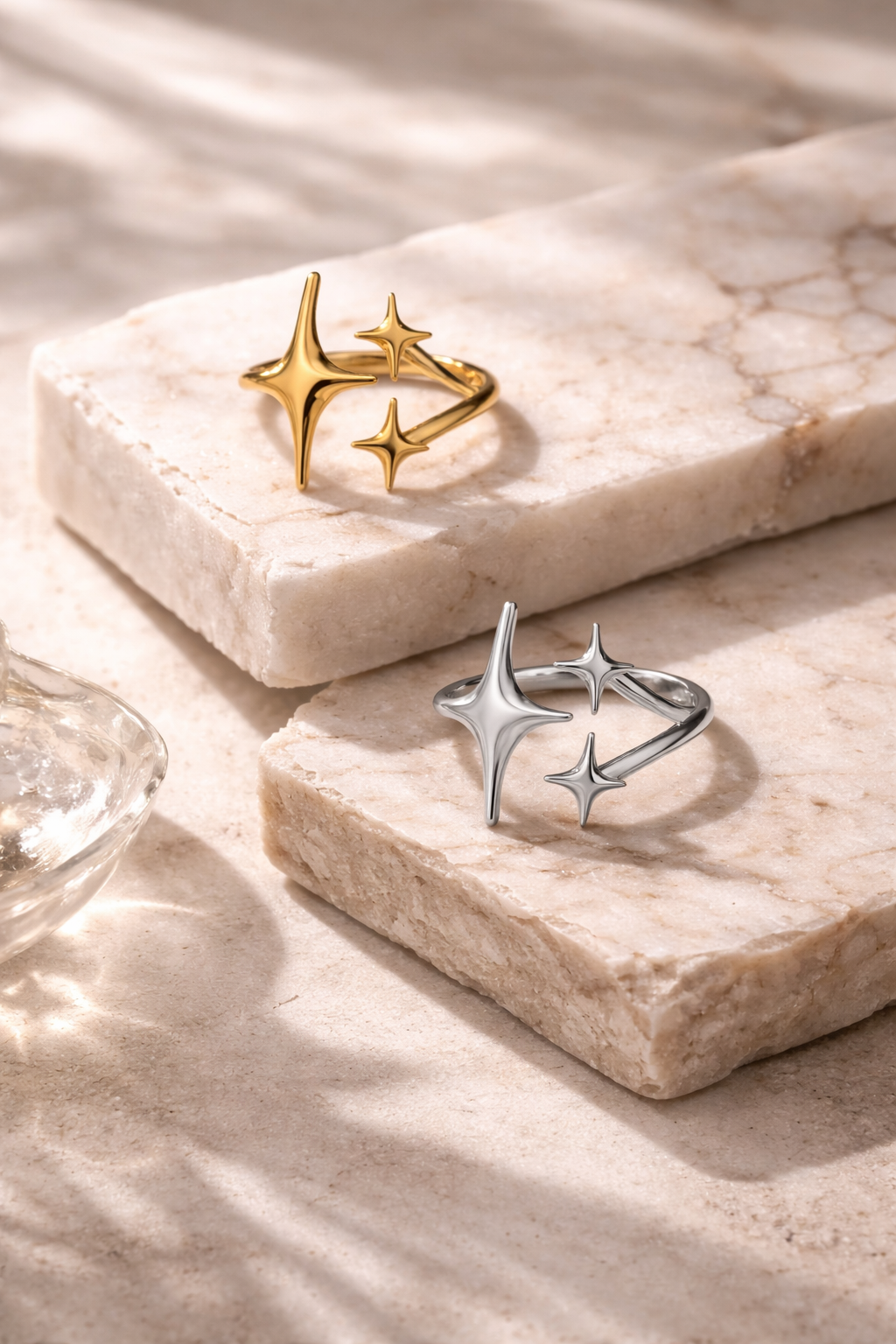 Waterproof Tarnish-Proof Starburst Ring – Gold Ion Plated Stainless Steel