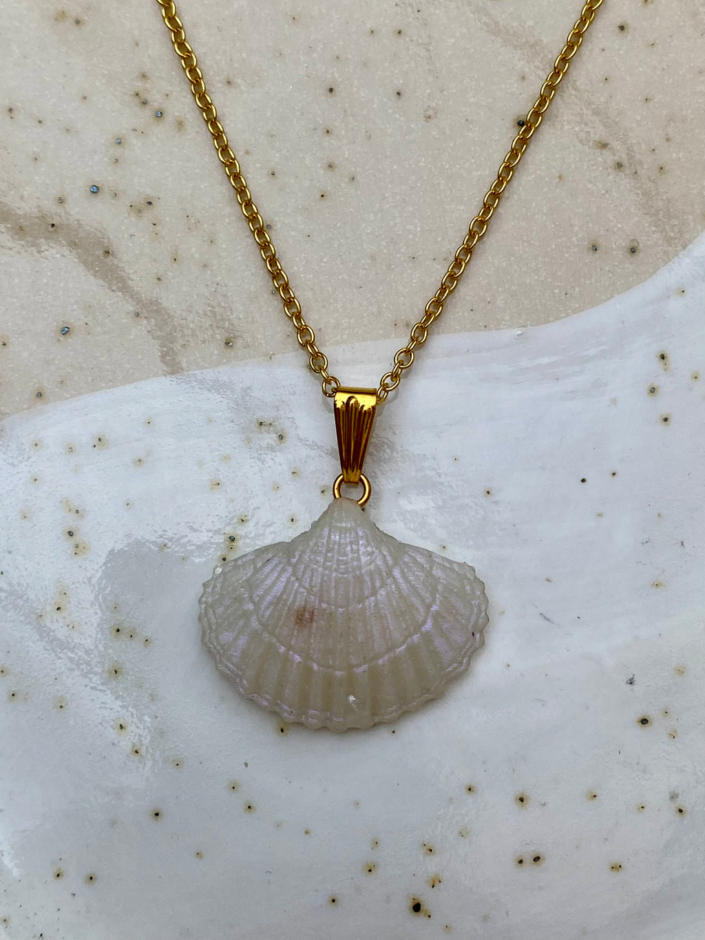 Resin Shell Necklace