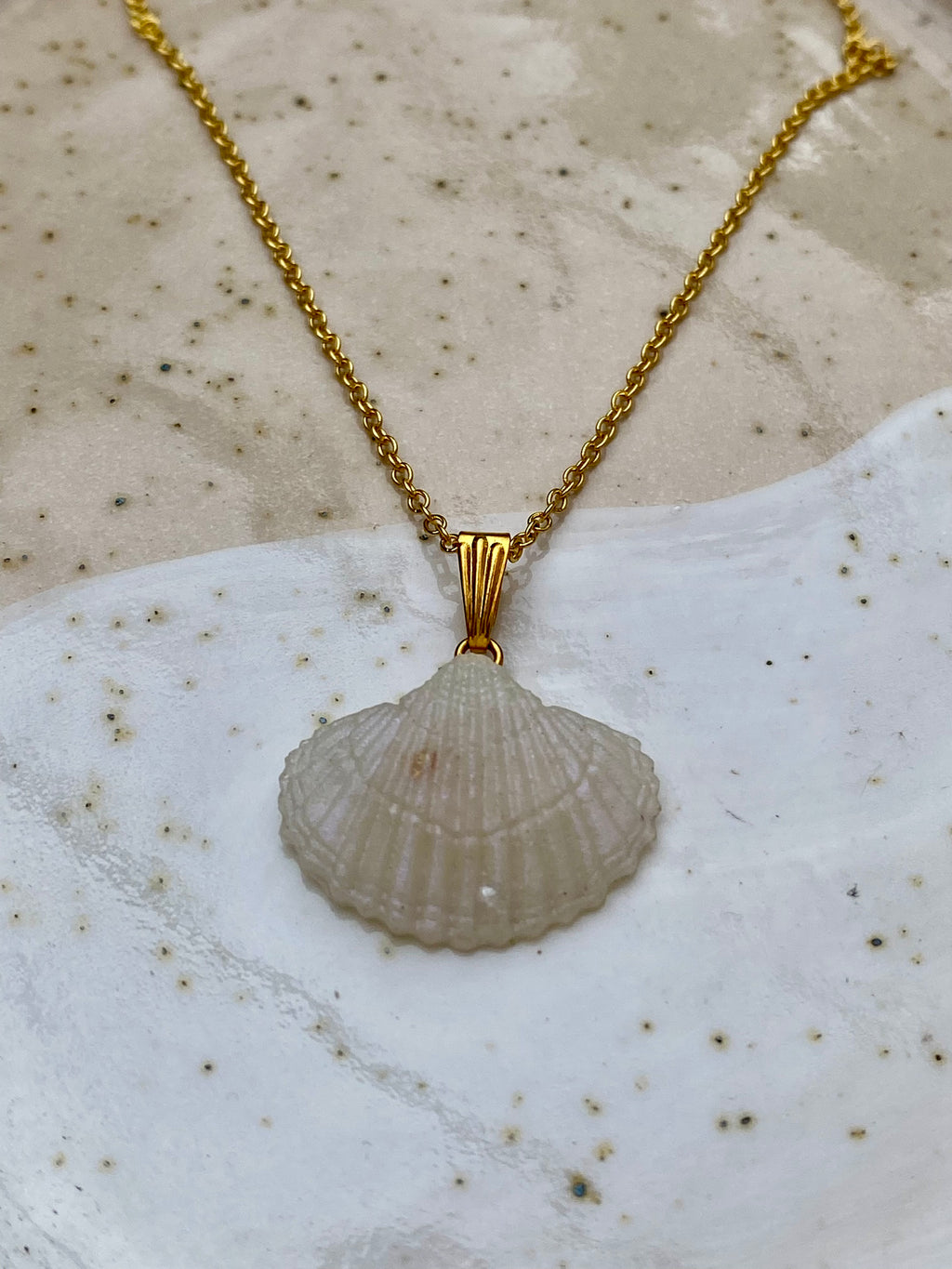 Resin Shell Necklace