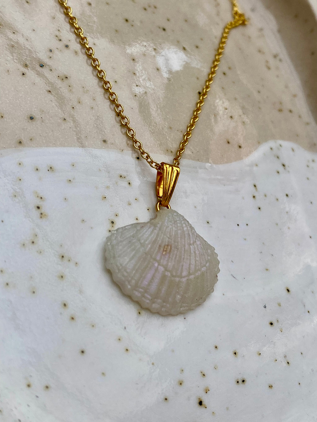Resin Shell Necklace