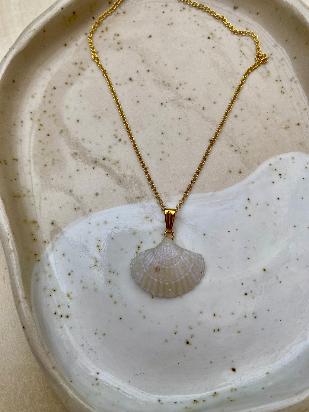 Resin Shell Necklace