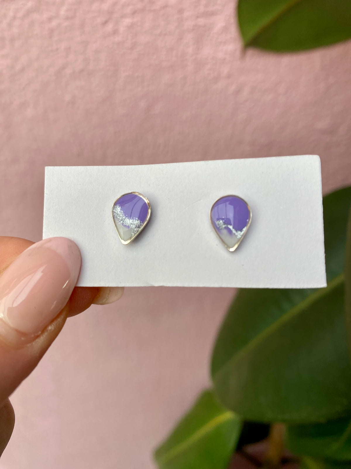 Resin Studs