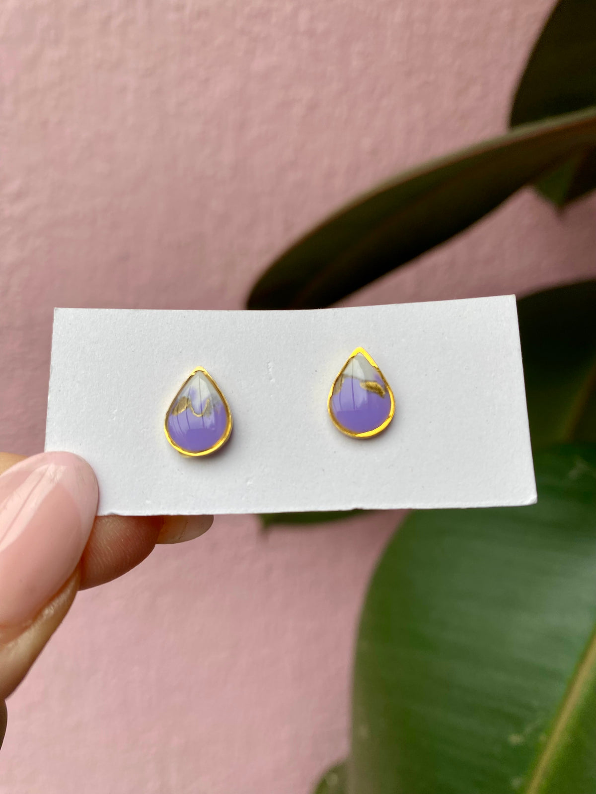 Resin Studs