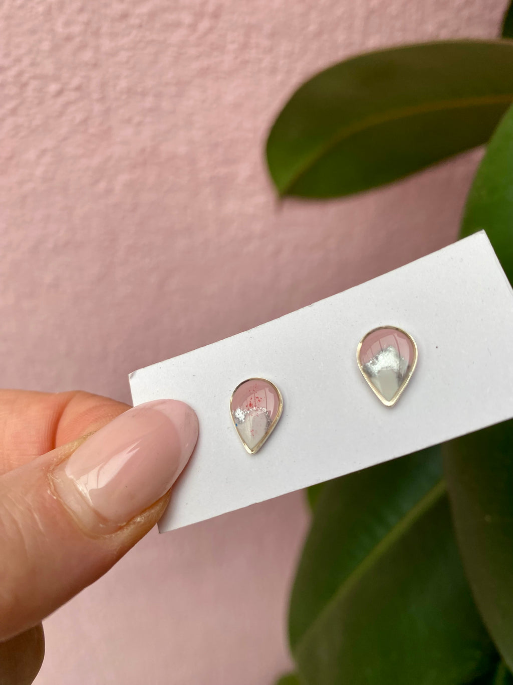 Resin Studs