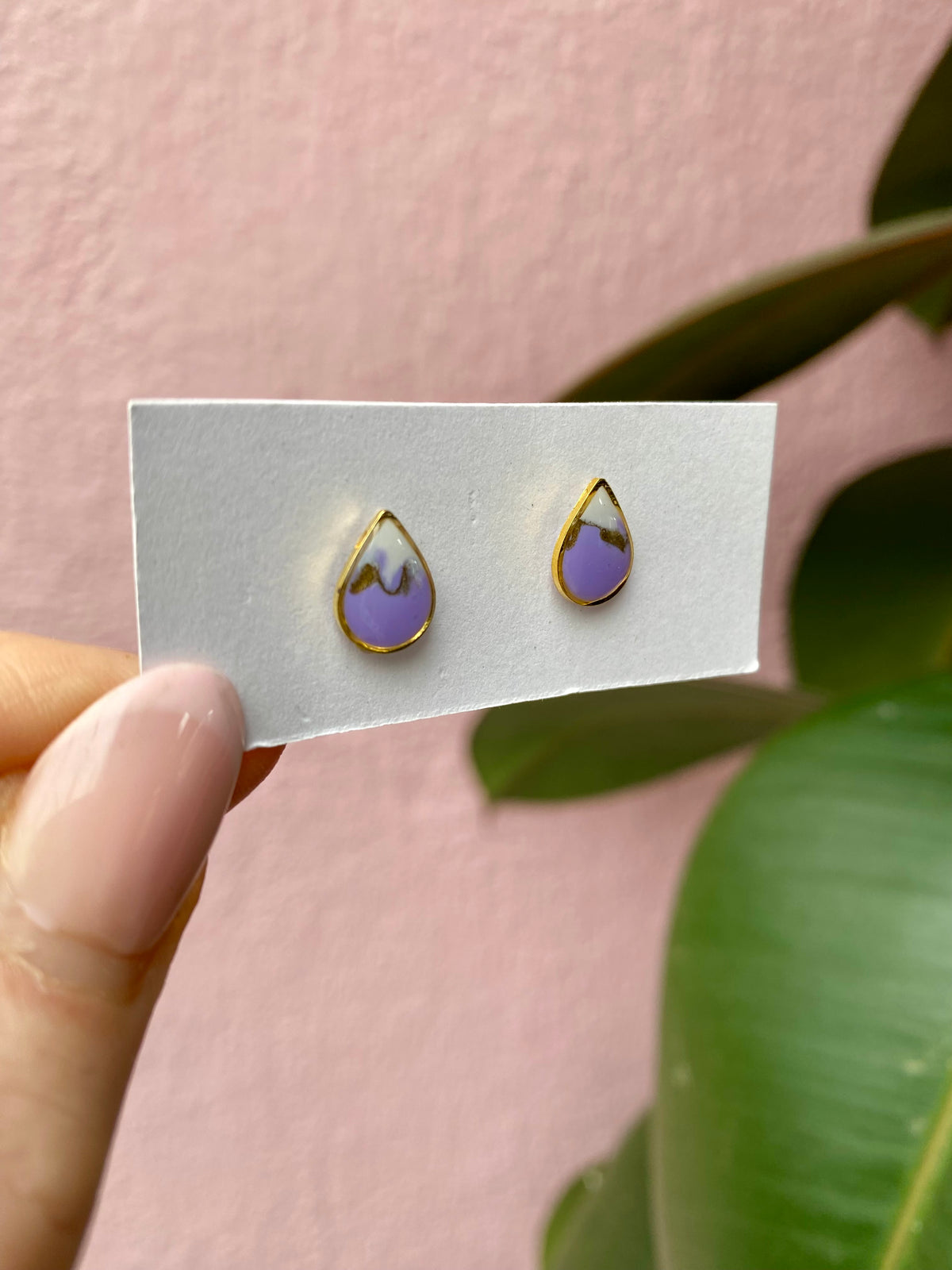 Resin Studs