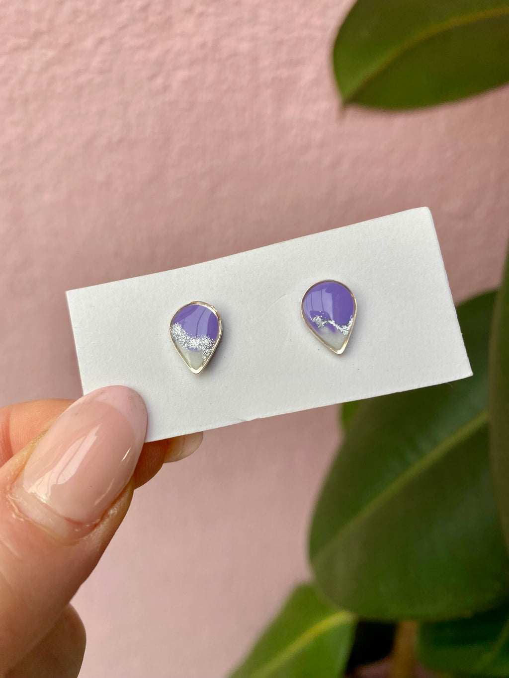 Resin Studs