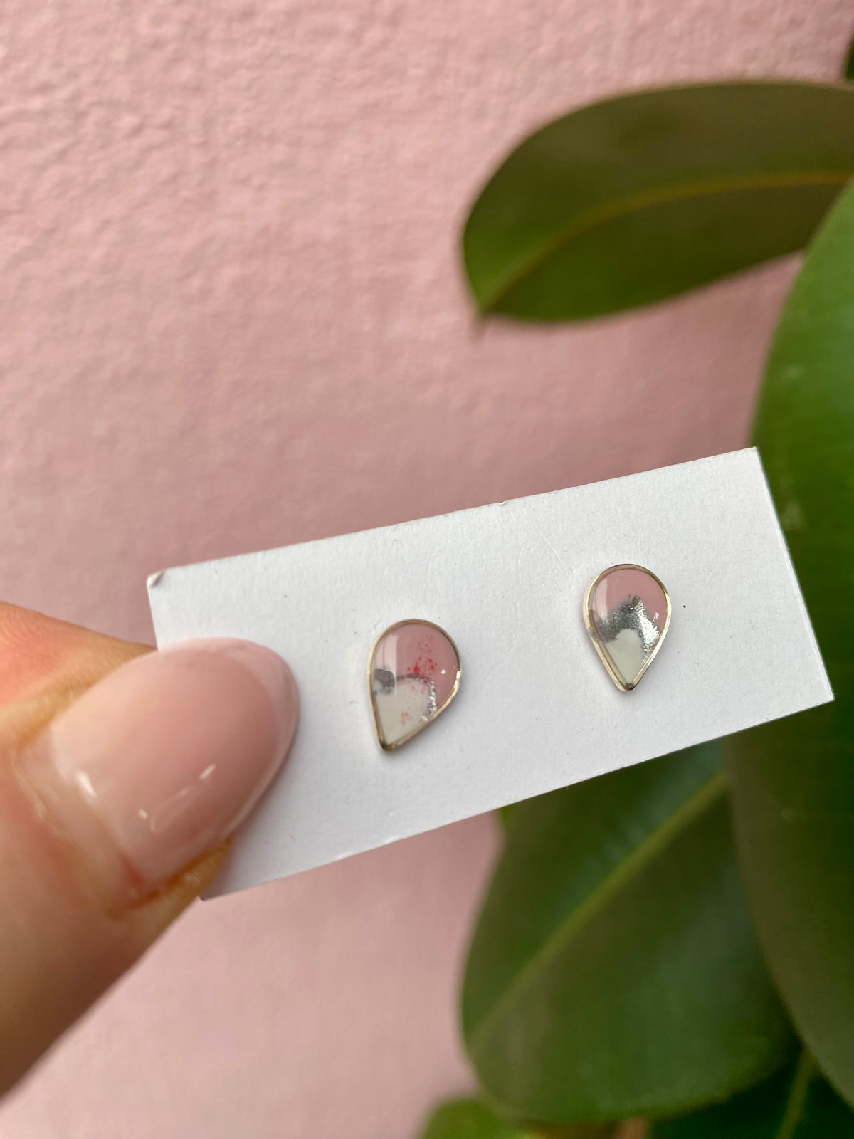 Resin Studs