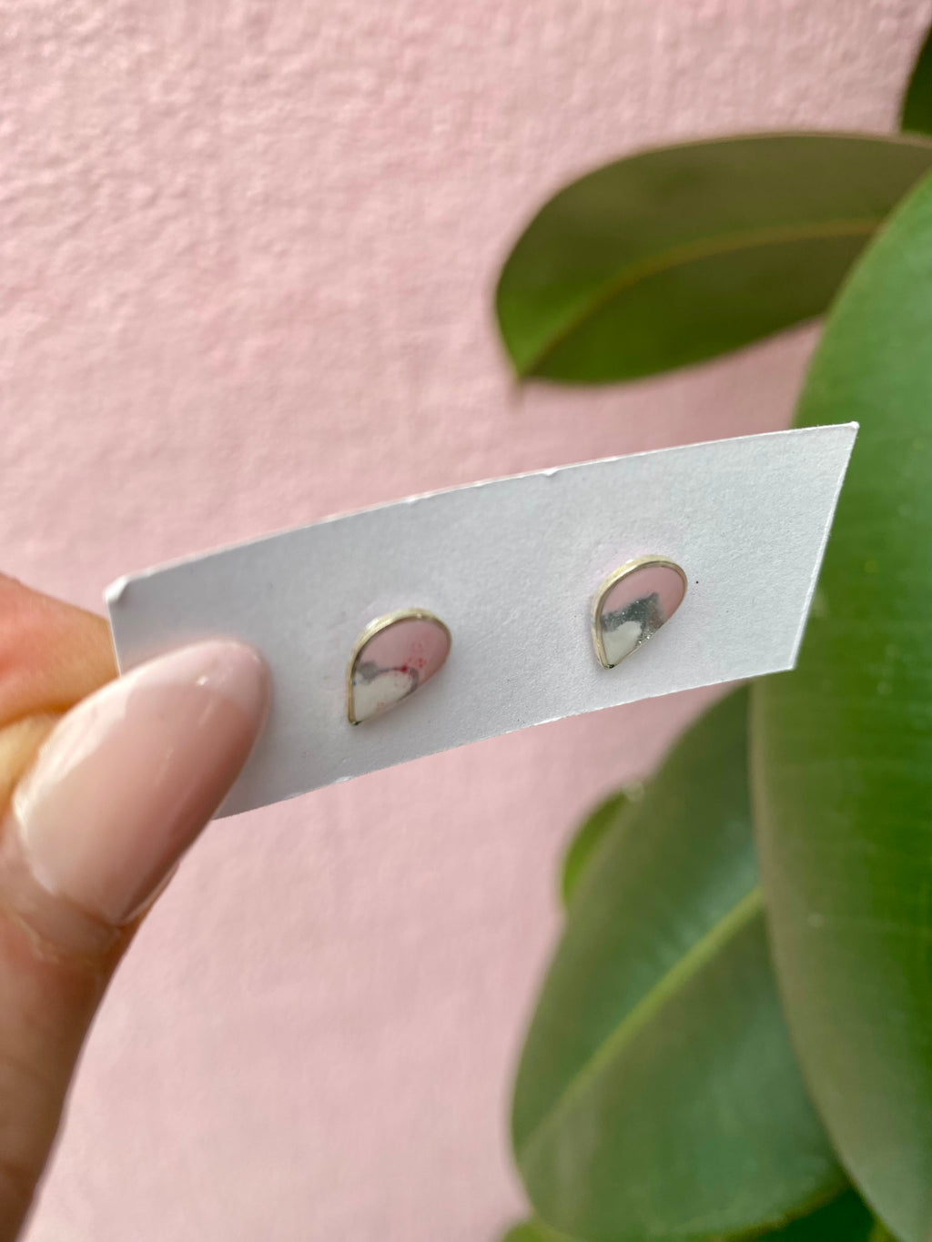 Resin Studs