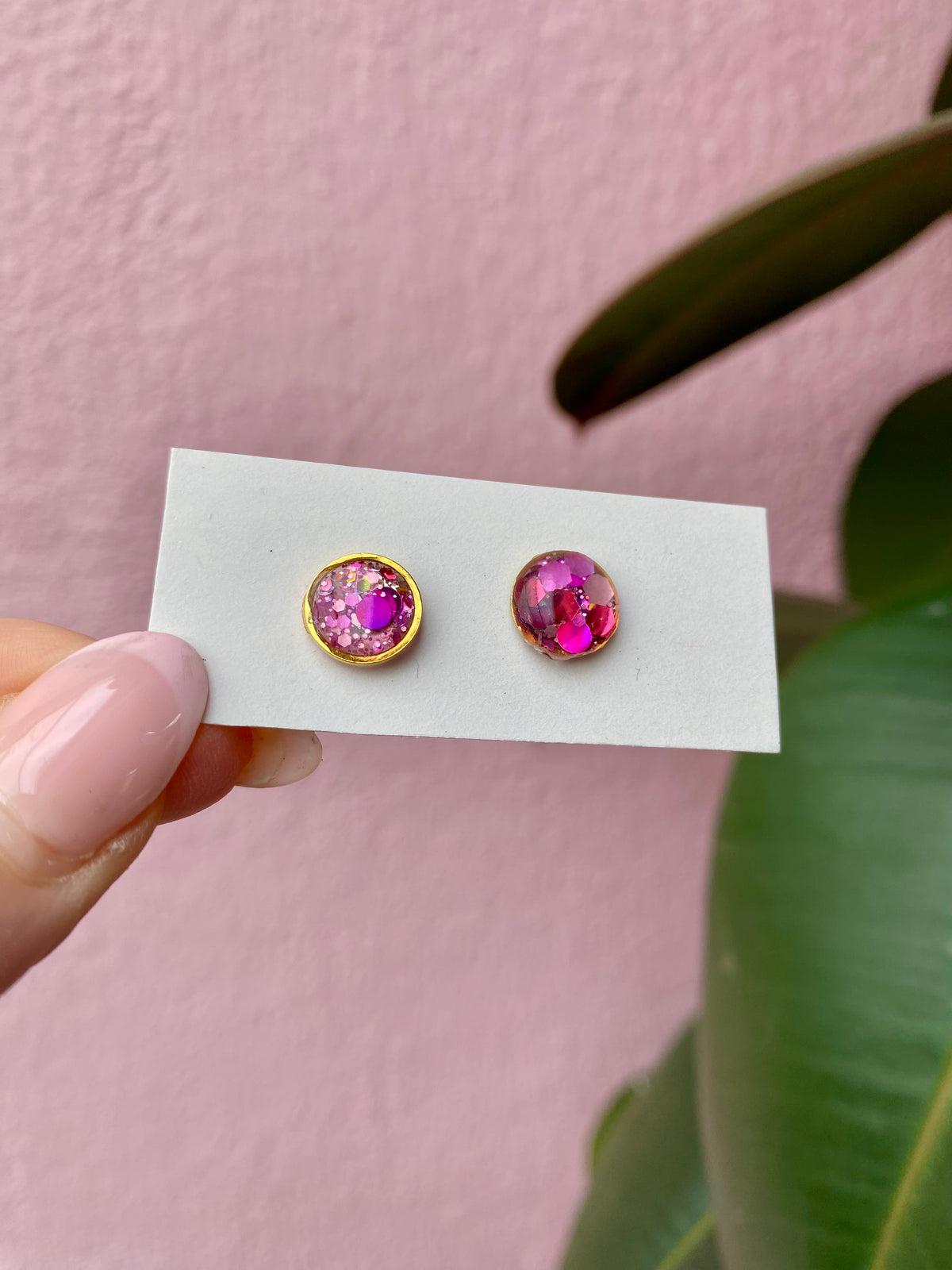 Resin Studs